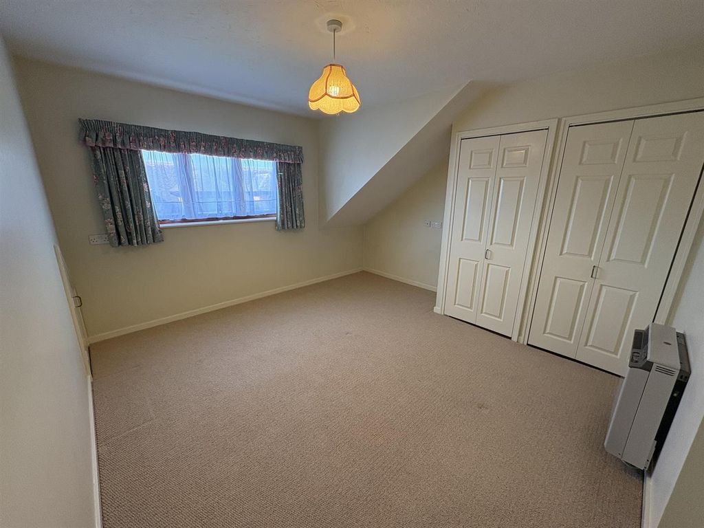 Additional image 5 of 1 bed property to rentBrinkcliffe Gardens, Sandown PO36