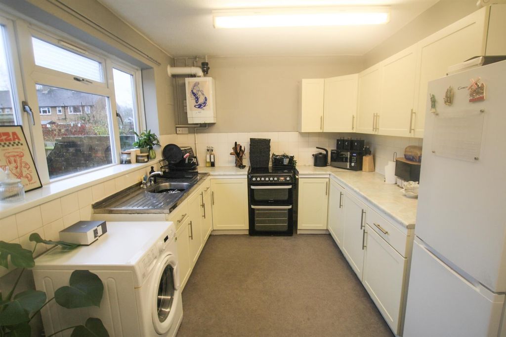 Property photo 2 of 8 Img_1756.Jpg