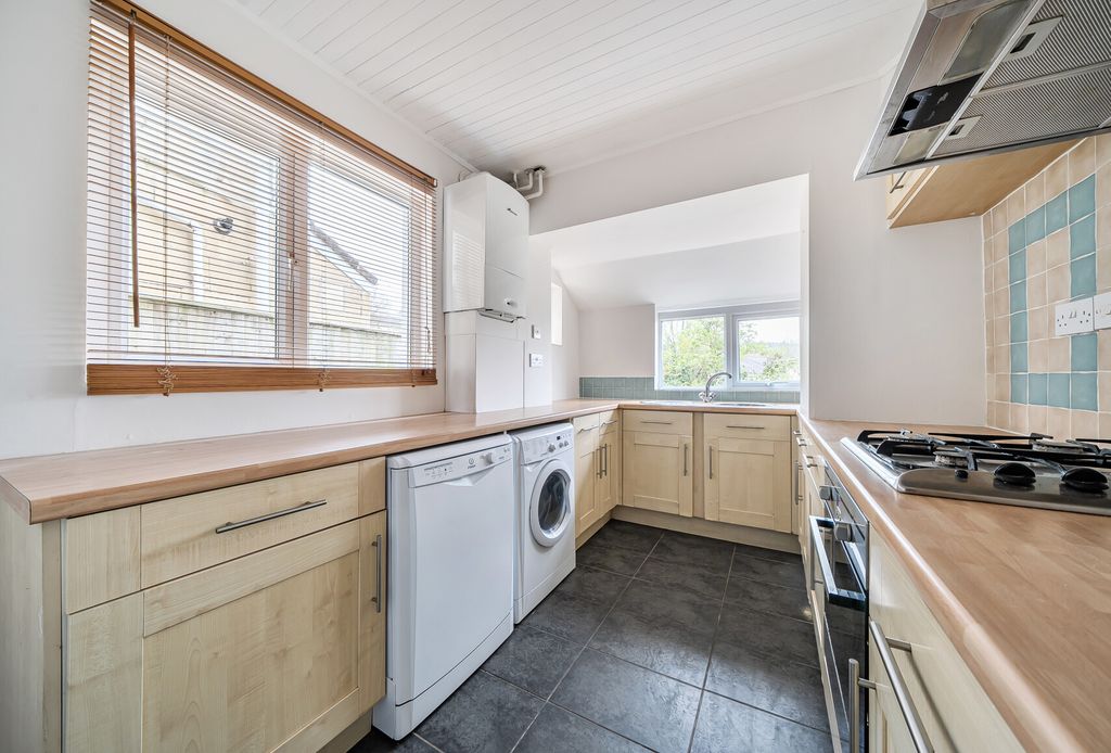 Property photo 3 of 15 Kitchen