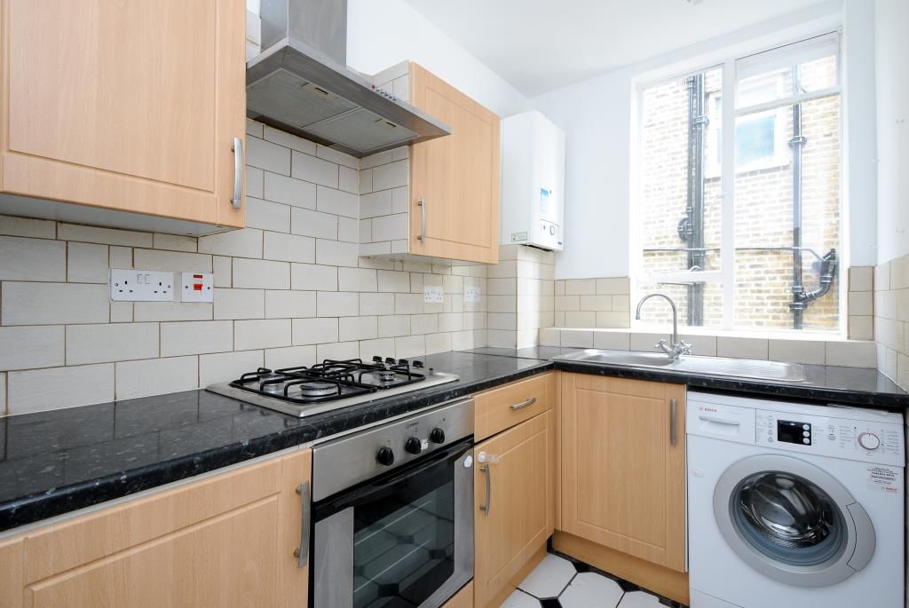 Property photo 1 of 10 Kitchen