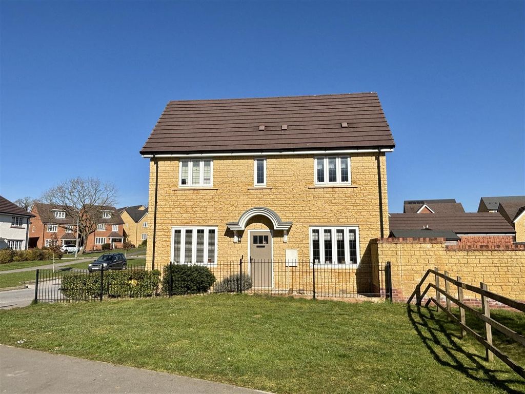 Property photo 1 of 16 Front2.Jpg