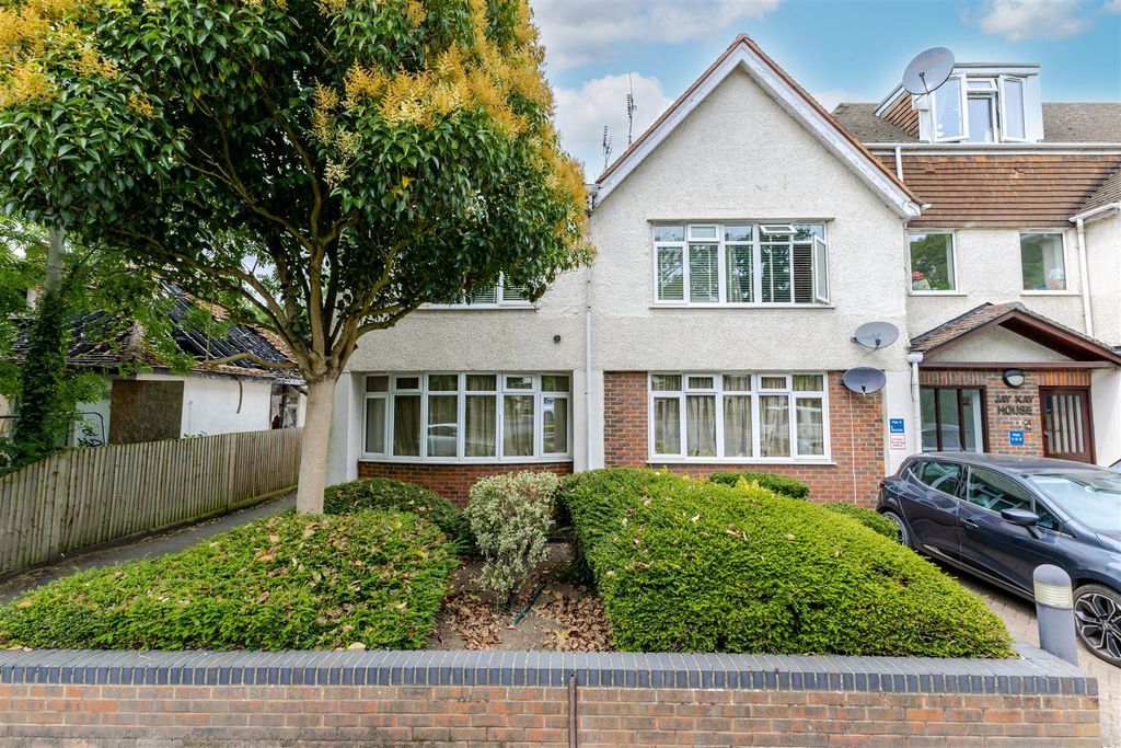 Property photo 1 of 16 External 1.Jpg
