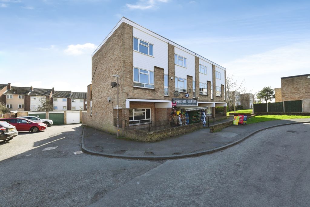 Property photo 1 of 17 Front View