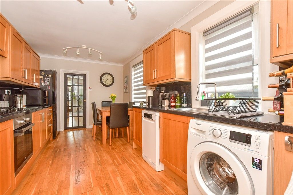 Property photo 1 of 15 Kitchen/ Breakfast Room