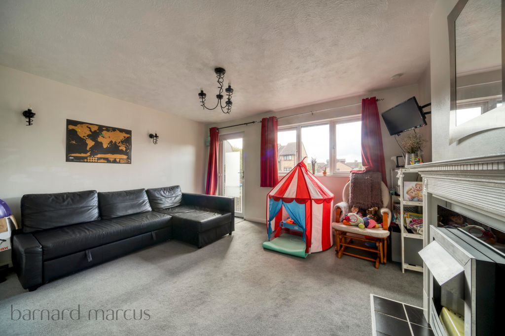 Property photo 2 of 6 Reception Room