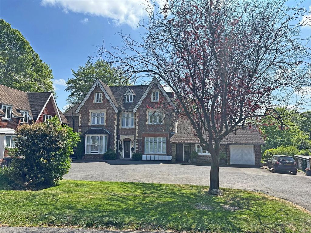 Property photo 1 of 14