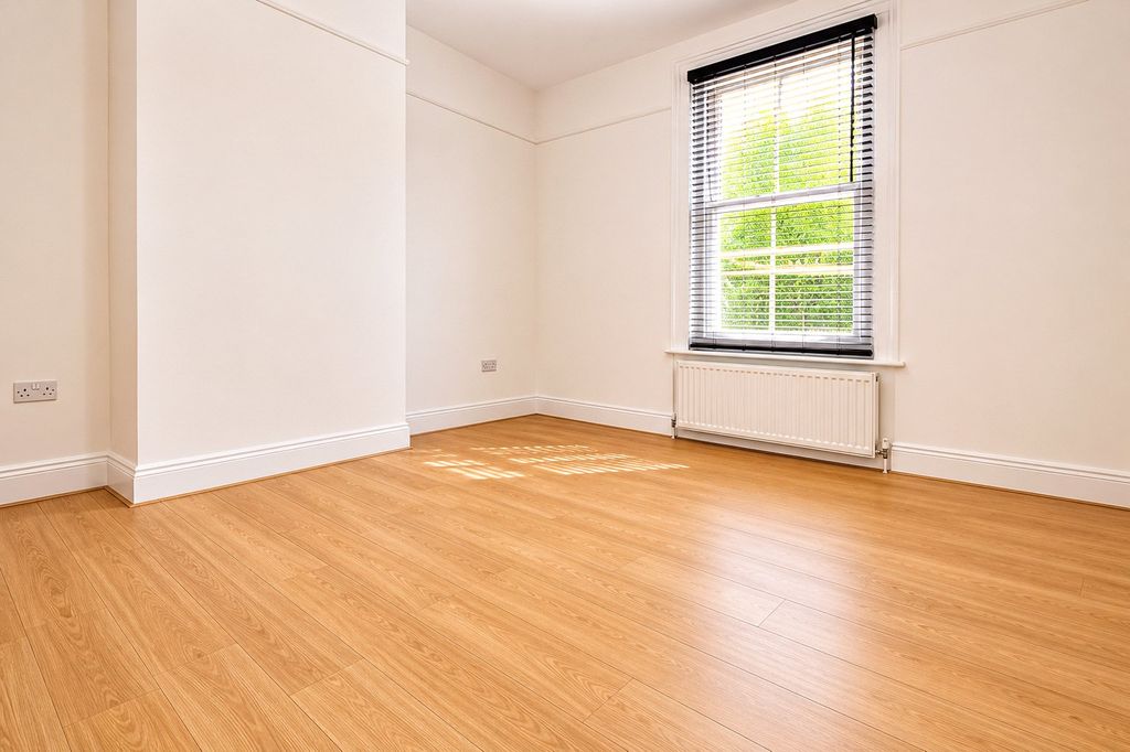 Property photo 2 of 10 Reception Room