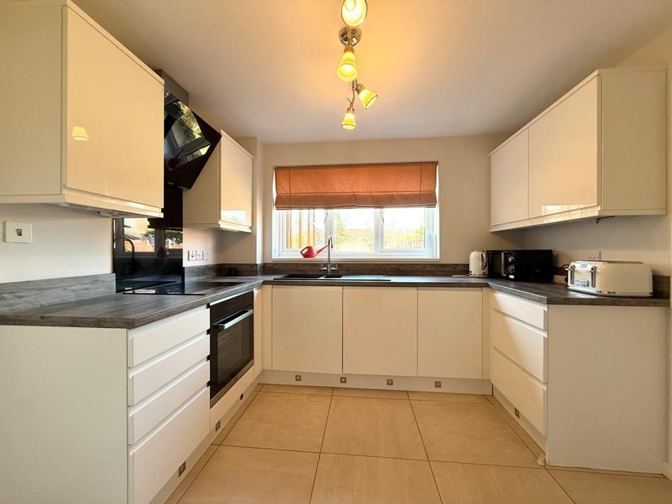 Property photo 3 of 24 Img_E3753