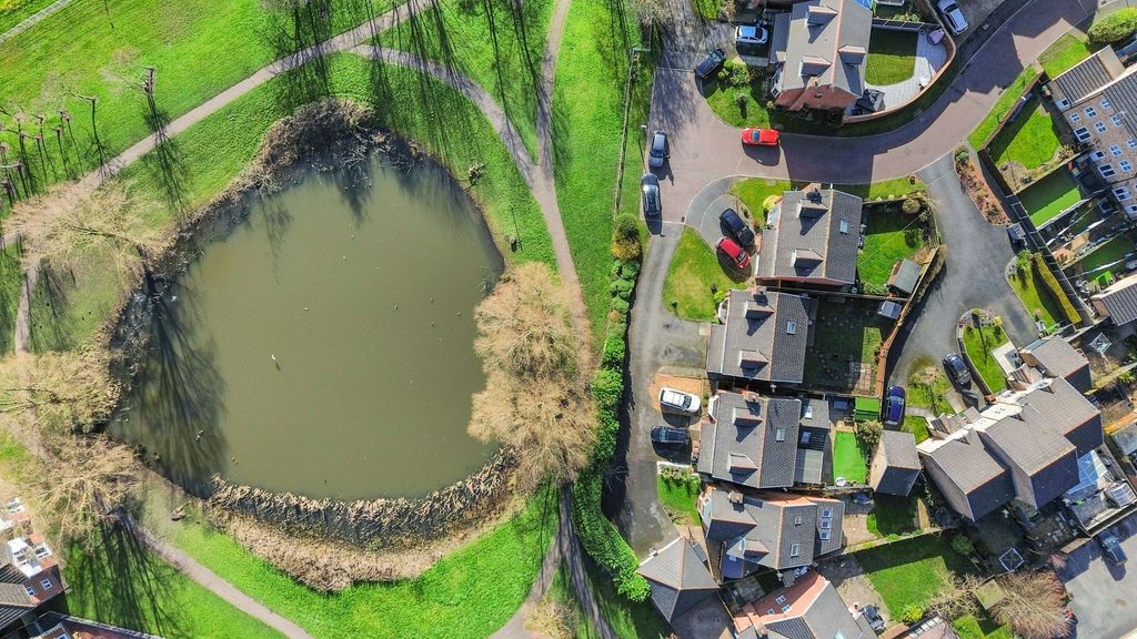 Property photo 3 of 55