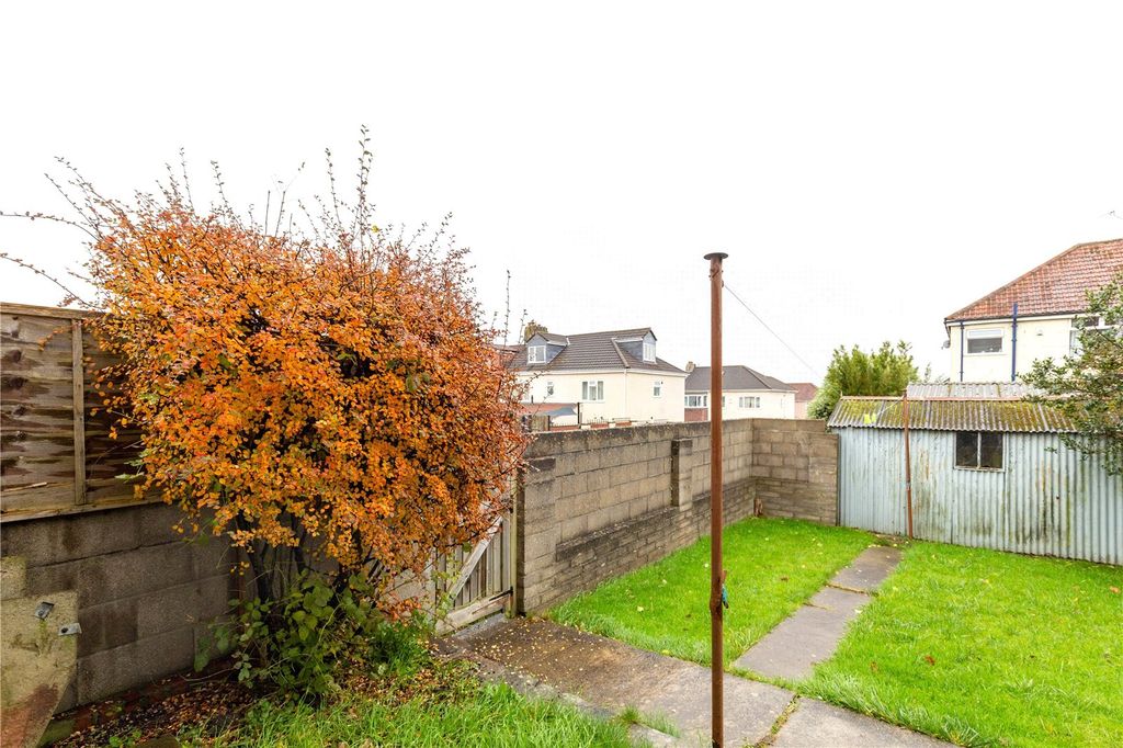 Property photo 3 of 11 Picture No. 26