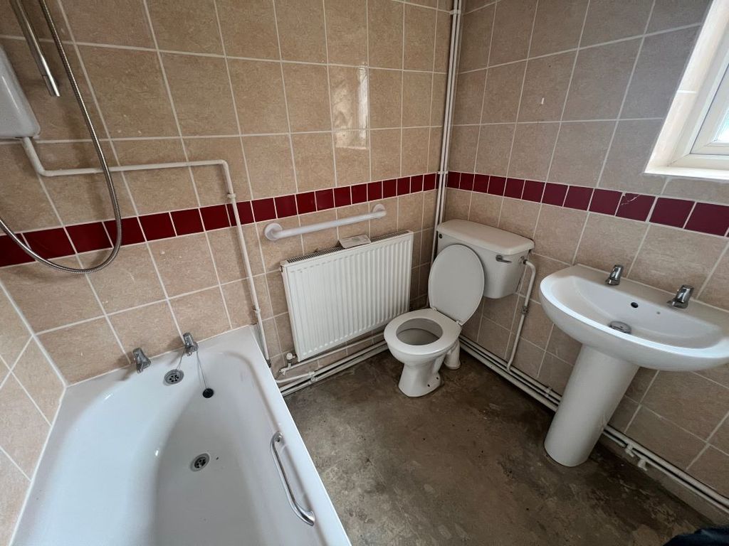 Additional image 10 of 3 bed semi-detached house for sale30 Pensham Hill, Pershore WR10