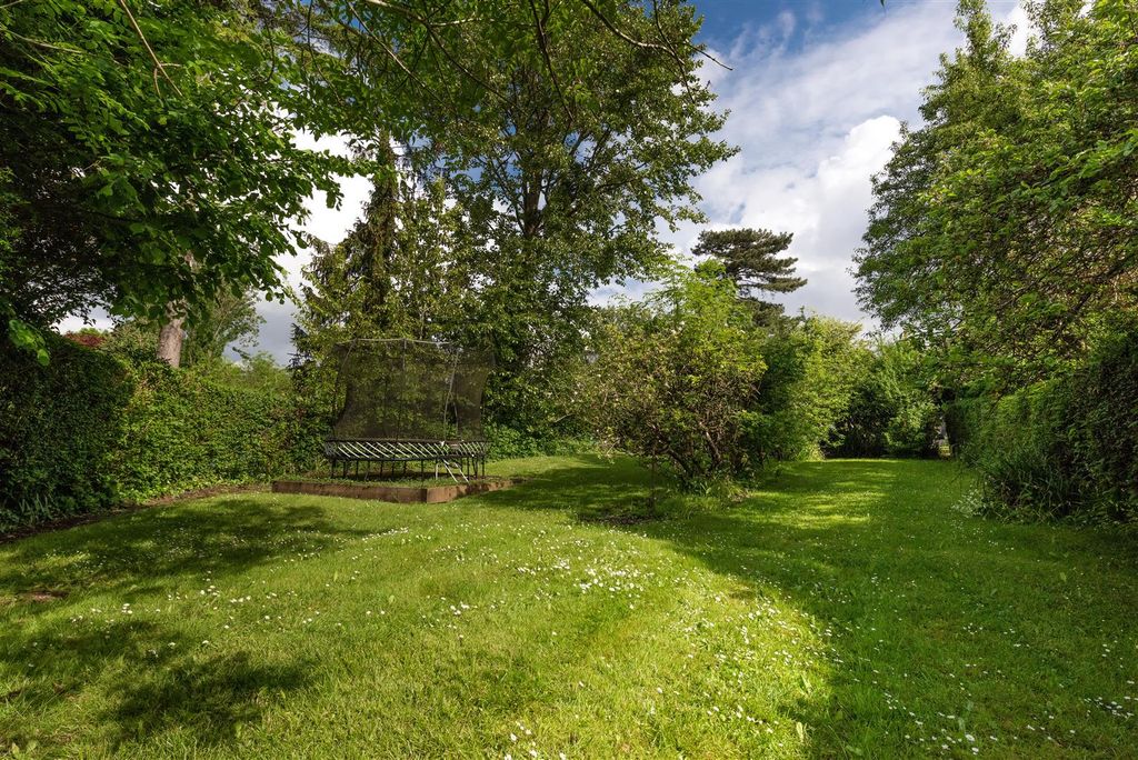 Property photo 2 of 13