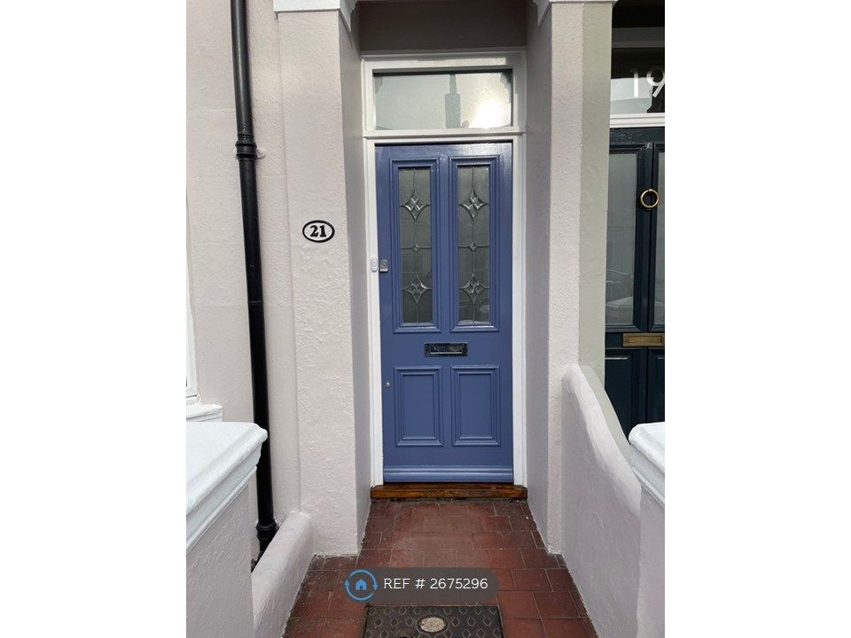 Property photo 3 of 19