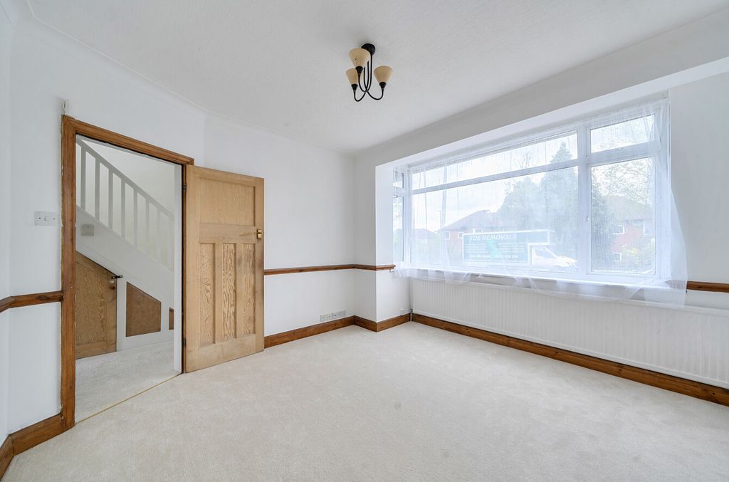 Property photo 3 of 19 1438516-16-69Df9A...