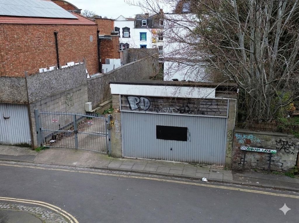 Property photo 2 of 11 2 - Building Plot For Auction, Sydenham Lane, Coth