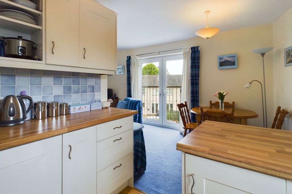 Property photo 2 of 19 Kitchen