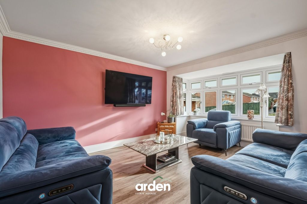 Property photo 3 of 17