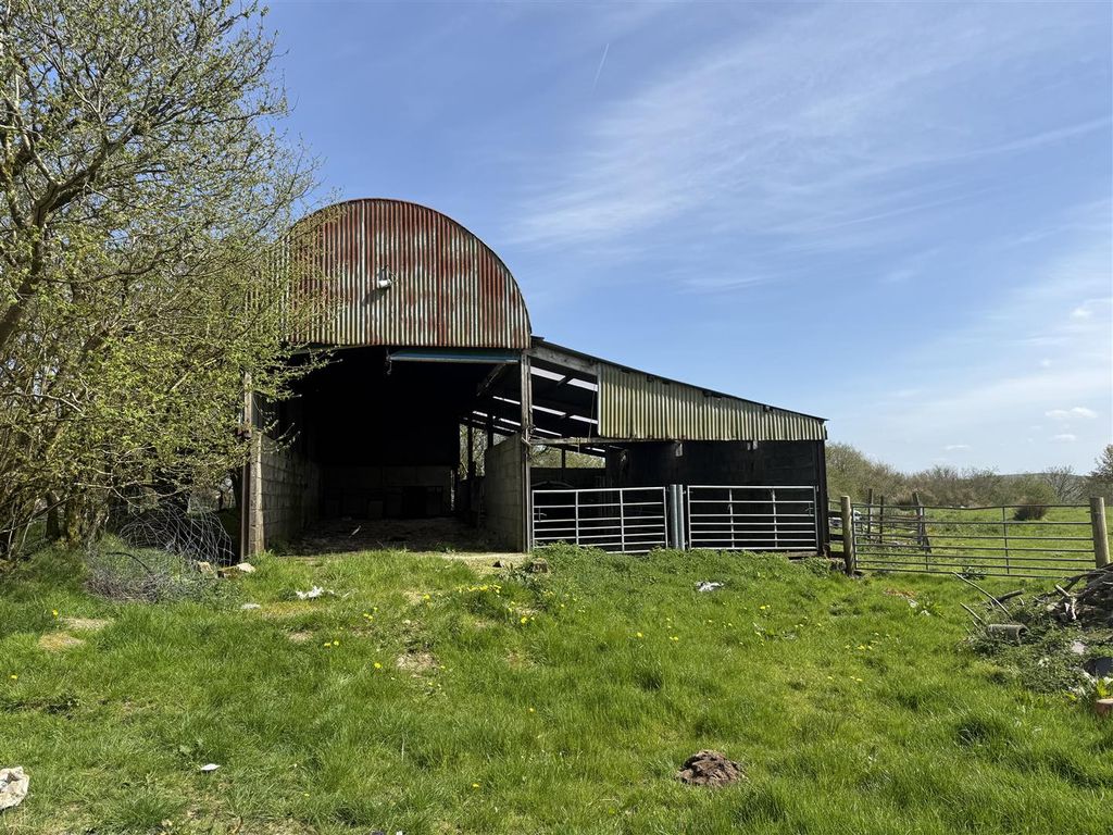 Property photo 3 of 36 Dutch Barn And Leanto
