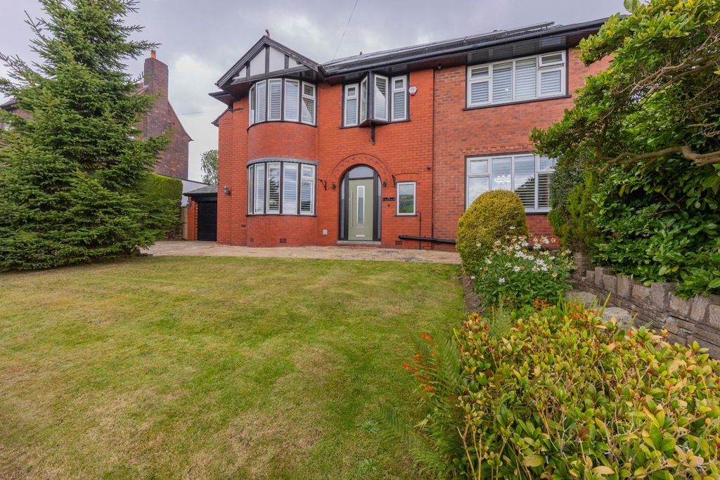 Property photo 3 of 33