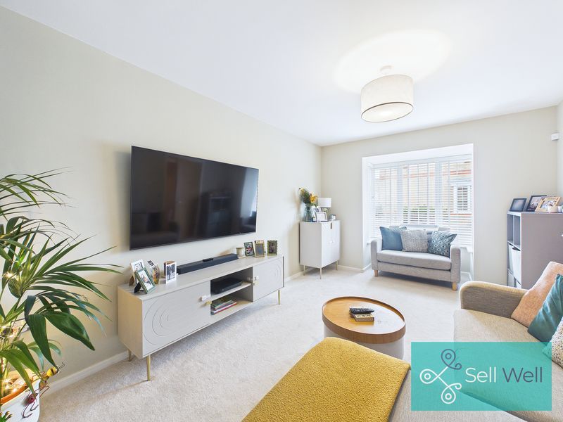 Property photo 3 of 29 Lounge