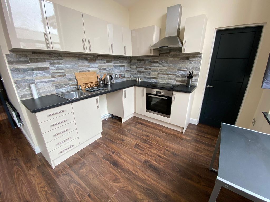 Property photo 1 of 7 Image