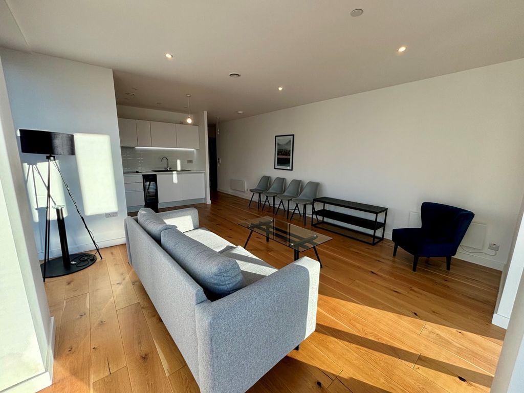 Property photo 3 of 7 Picture No. 13