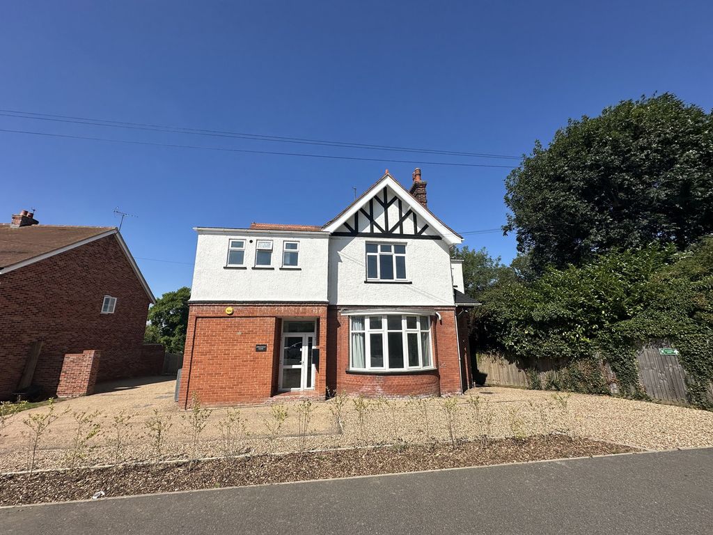 Property photo 1 of 6