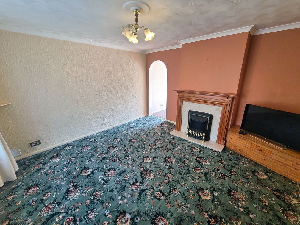 Property photo 3 of 18