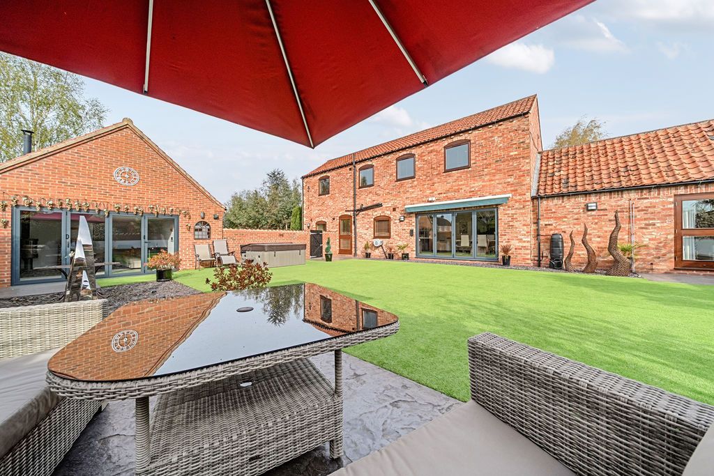 Property photo 2 of 26 Photo 5