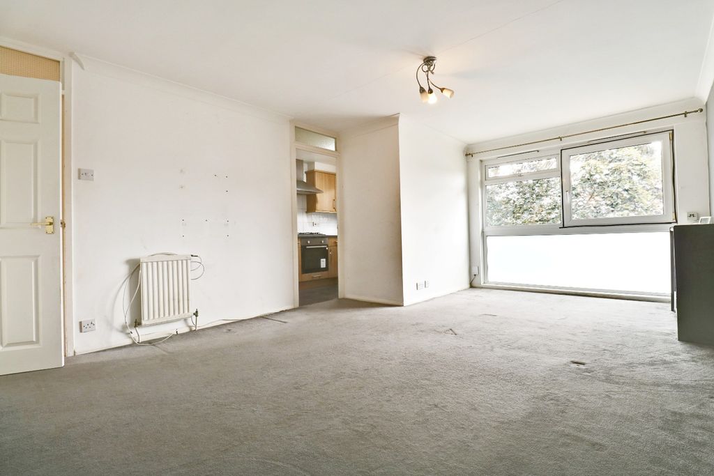 Property photo 3 of 10 1196484