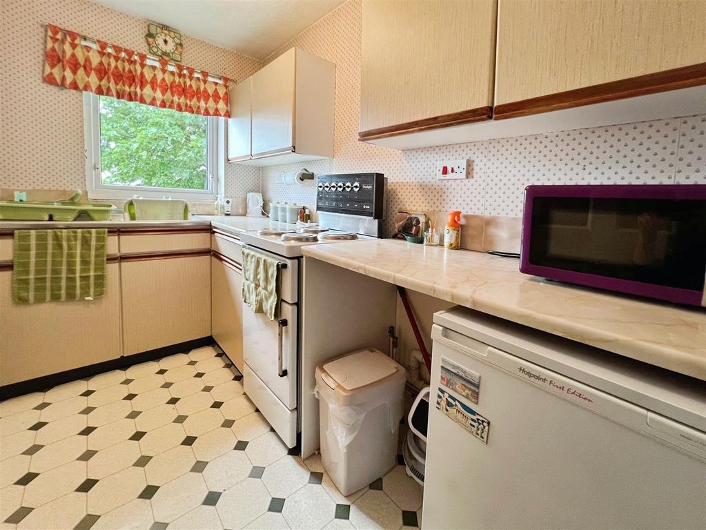 Additional image 6 of 1 bed flat for saleFairburn Gardens, Bradford BD2