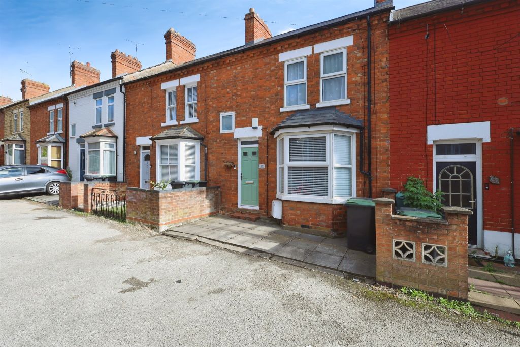 Property photo 2 of 16