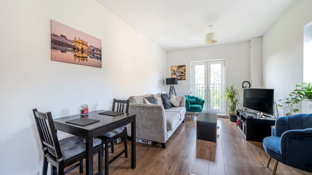 Property photo 2 of 13