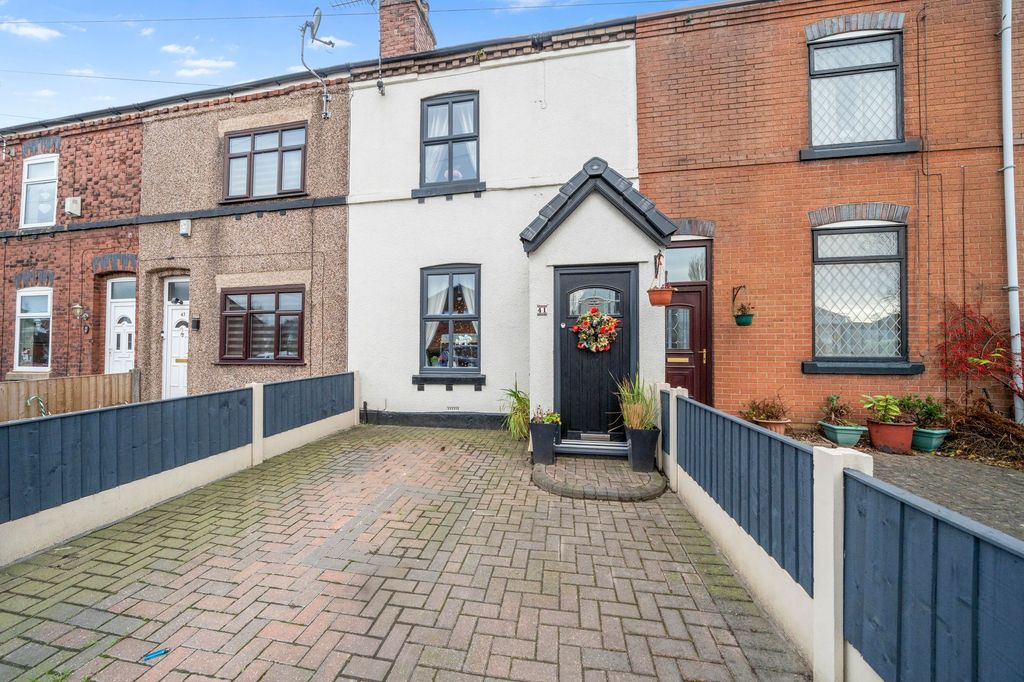 Property photo 1 of 16