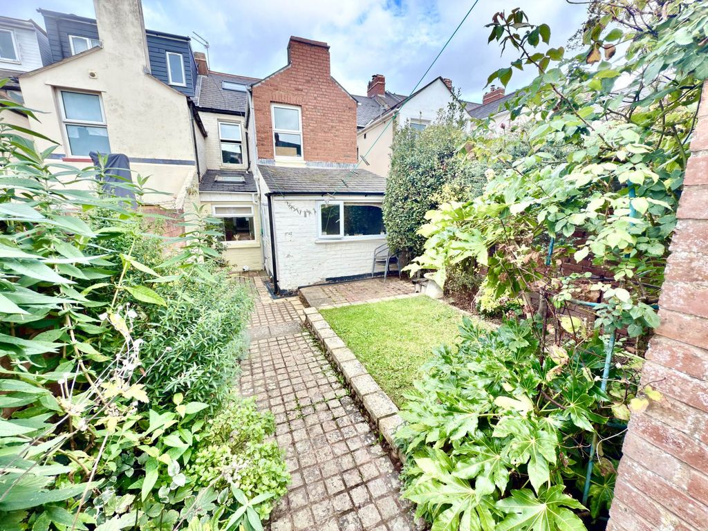 Property photo 3 of 16
