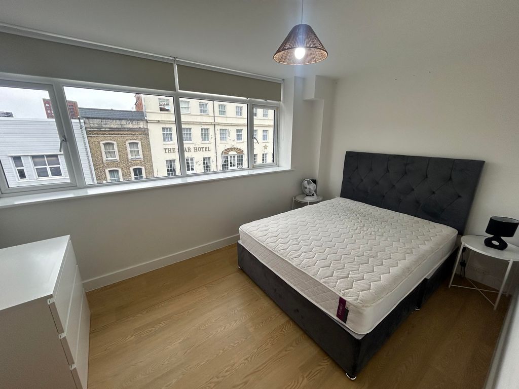 Property photo 2 of 5