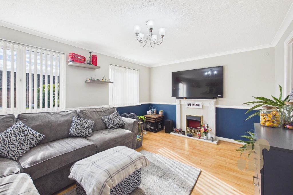 Property photo 2 of 12 Cam01254G0-Pr0421-Still002.Jpg