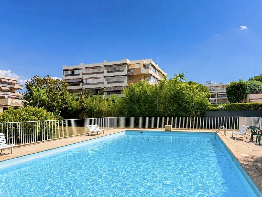Property photo 3 of 18 11F3c1A837Fb0B9c387110cd1Aacaaf0_40E79Be8d3_1448-Big