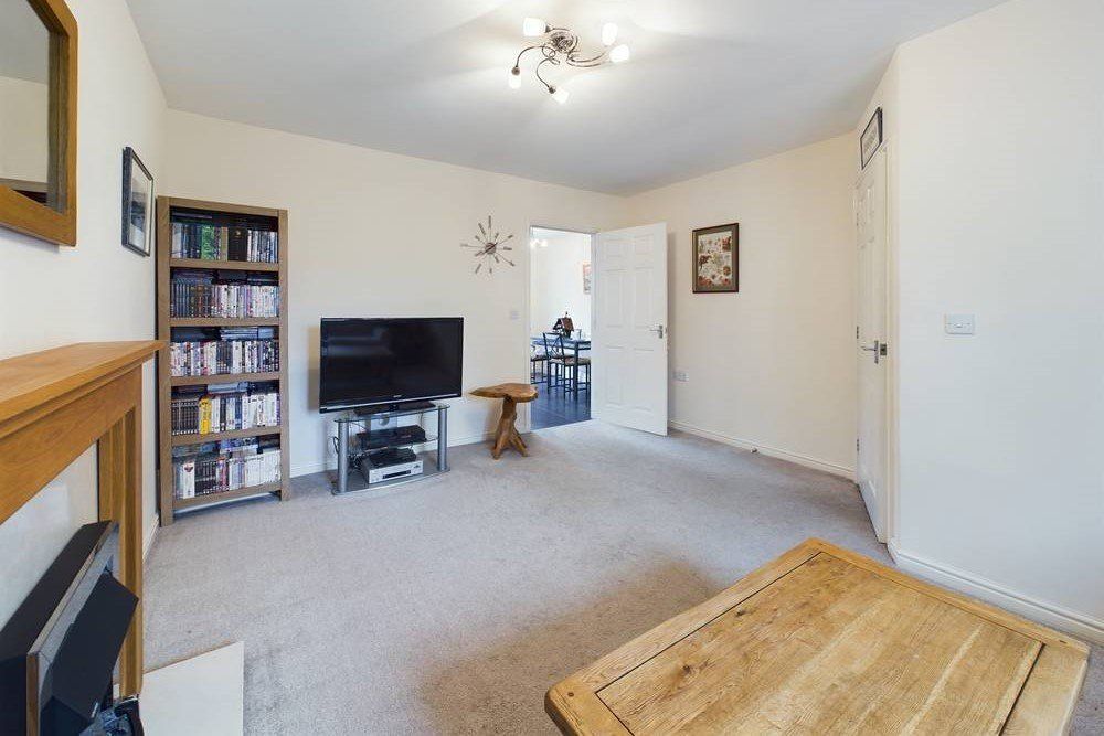 Property photo 3 of 9 Living Room