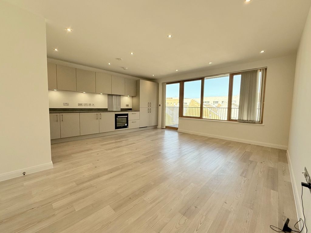 Property photo 2 of 10 Photo 20