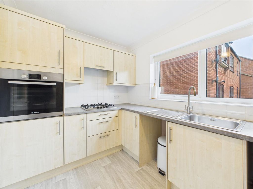 Property photo 3 of 33 Cam04116G0-Pr0205-Still015.Jpg