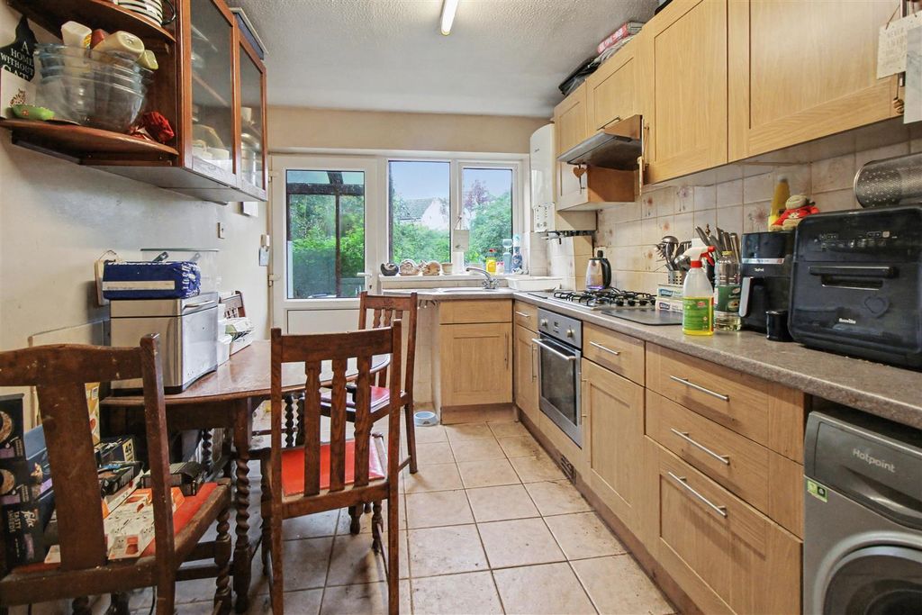 Property photo 2 of 14 Img_5447.Jpg