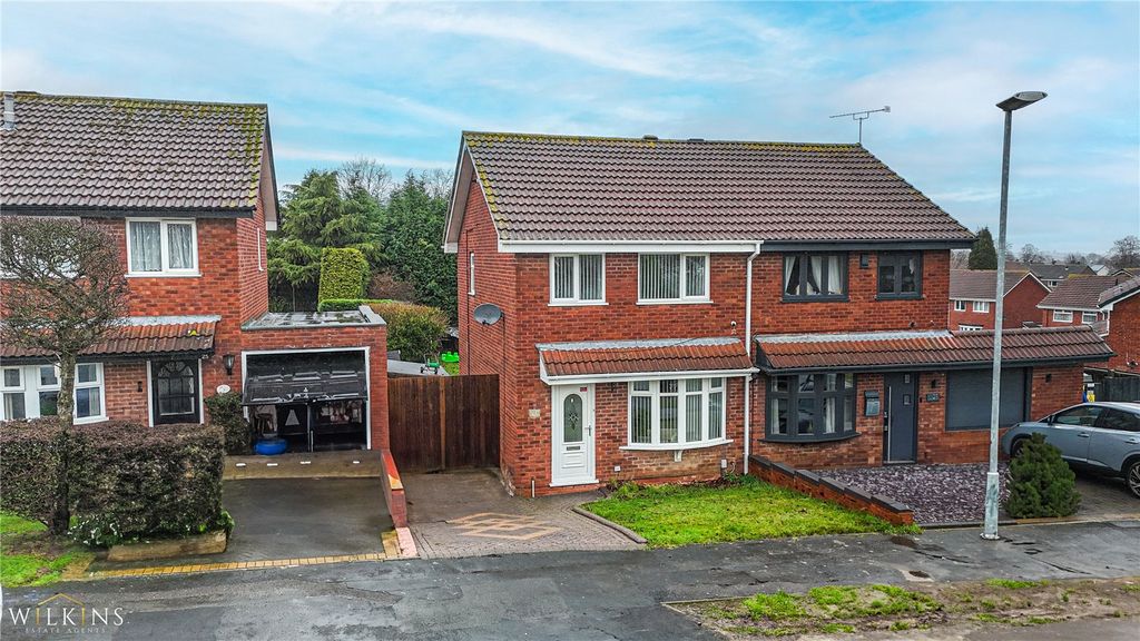 Property photo 1 of 24 Picture No. 04