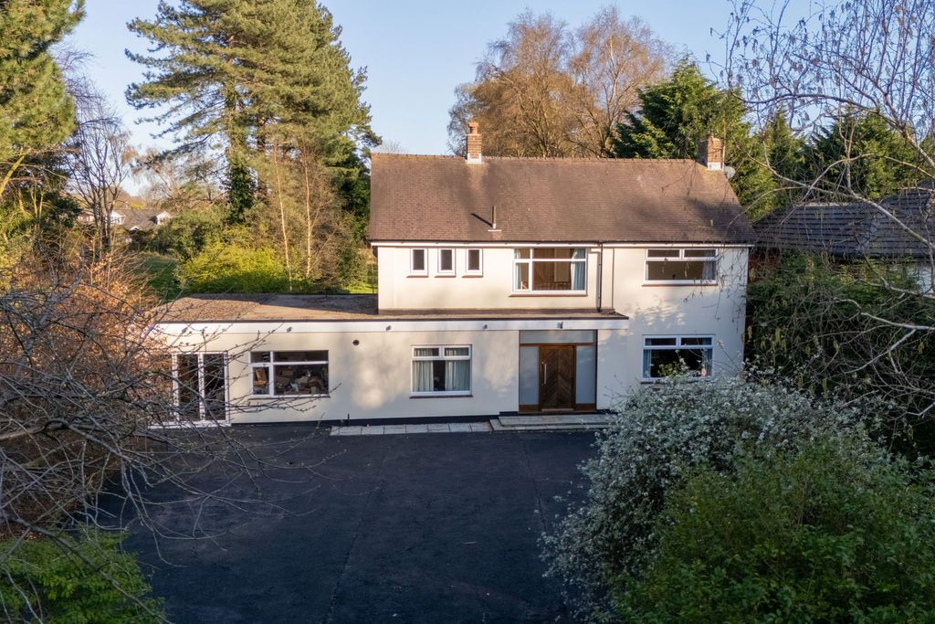 Property photo 2 of 45
