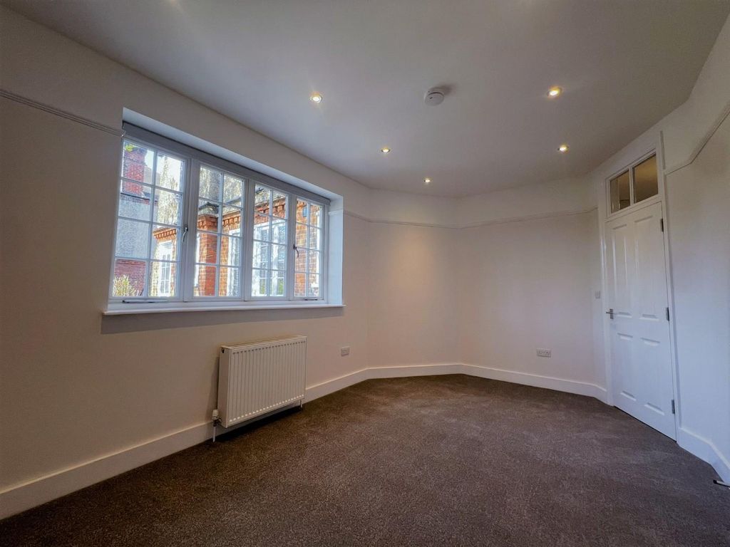 Property photo 3 of 7 Img_9097.Jpeg