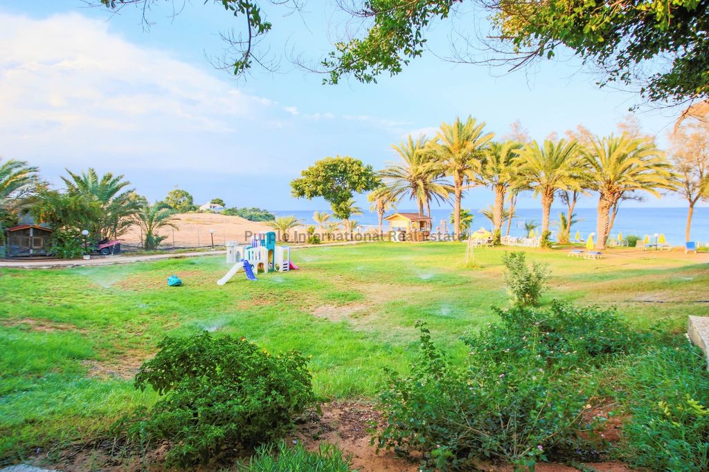 Property photo 1 of 2