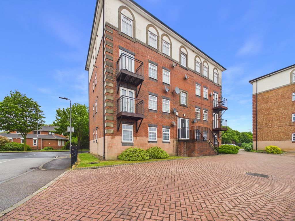 Property photo 1 of 10