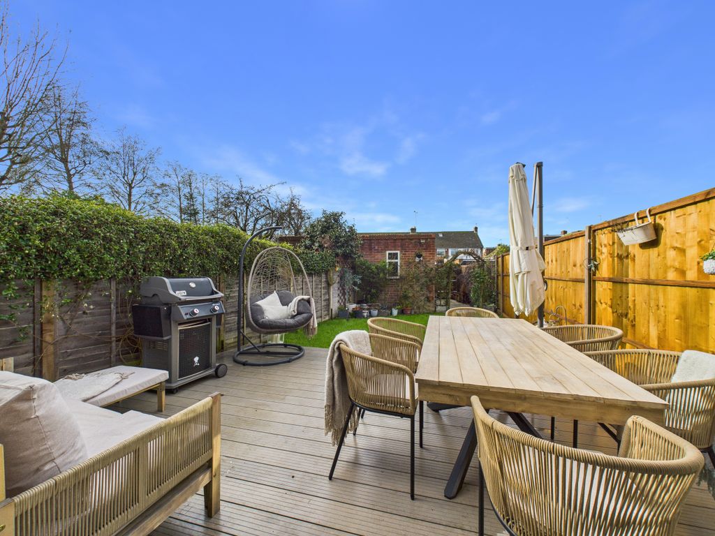 Property photo 2 of 17 Cam01984G0-Pr0543-Still024