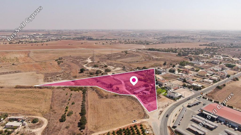 Property photo 3 of 4