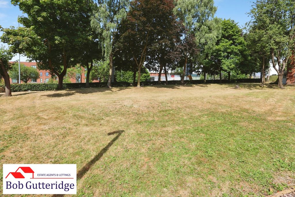 Property photo 2 of 12 Pbox-Img.Jpg